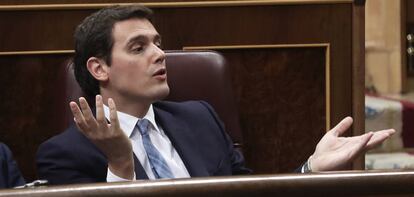 Albert Rivera, durante la moción de censura contra Mariano Rajoy en el Congreso de los Diputados.