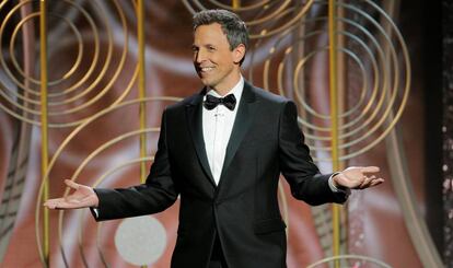 Seth Meyers, durante su mon&oacute;logo inicial en los Globos de Oro. 