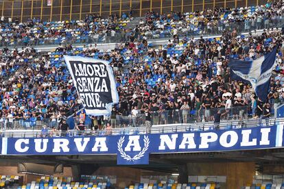 Hinchas del Nápoles, esta temporada.