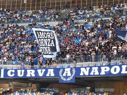 Hinchas del Nápoles, esta temporada.