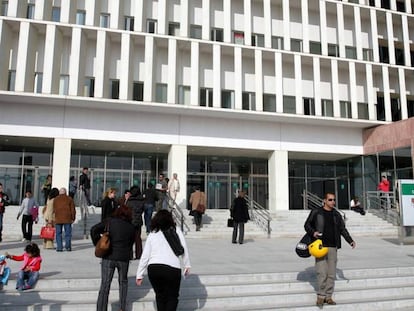 Fachada de la Ciudad de la Justicia de Málaga.