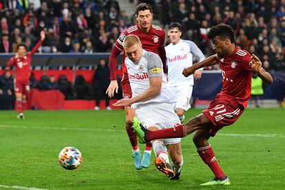 Champions League Coman, en el momento de firmar el empate para el Bayern.