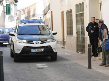 Vista de una calle de Campo de Criptana (Ciudad Real) donde un hombre mató a su mujer y a sus dos hijos en marzo de 2017.