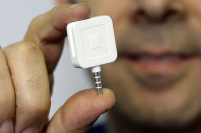 El dispositivos para procesar tarjeta de crédito de Square
