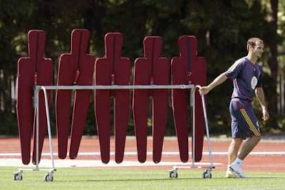 El jugador de la selección española, Mariano Pernía, en el entrenamiento de hoy.
