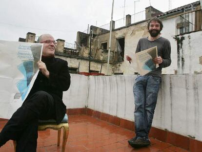 Juan Bolaños y Fabricio Galadí, impulsores de la revista, en una azotea de Córdoba.