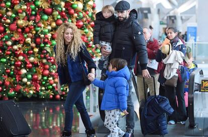 Shakira, Piqu&eacute; y sus dos hijos en Nueva York el pasado diciembre.