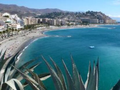 Playa de Almuñécar, en Granada (España).