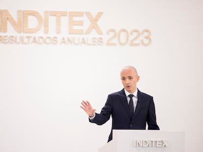 El consejero delegado de Inditex, Óscar García Maceiras, durante la presentación de los resultados de la compañía en el ejercicio de 2023 en su sede central en Arteixo (A Coruña).