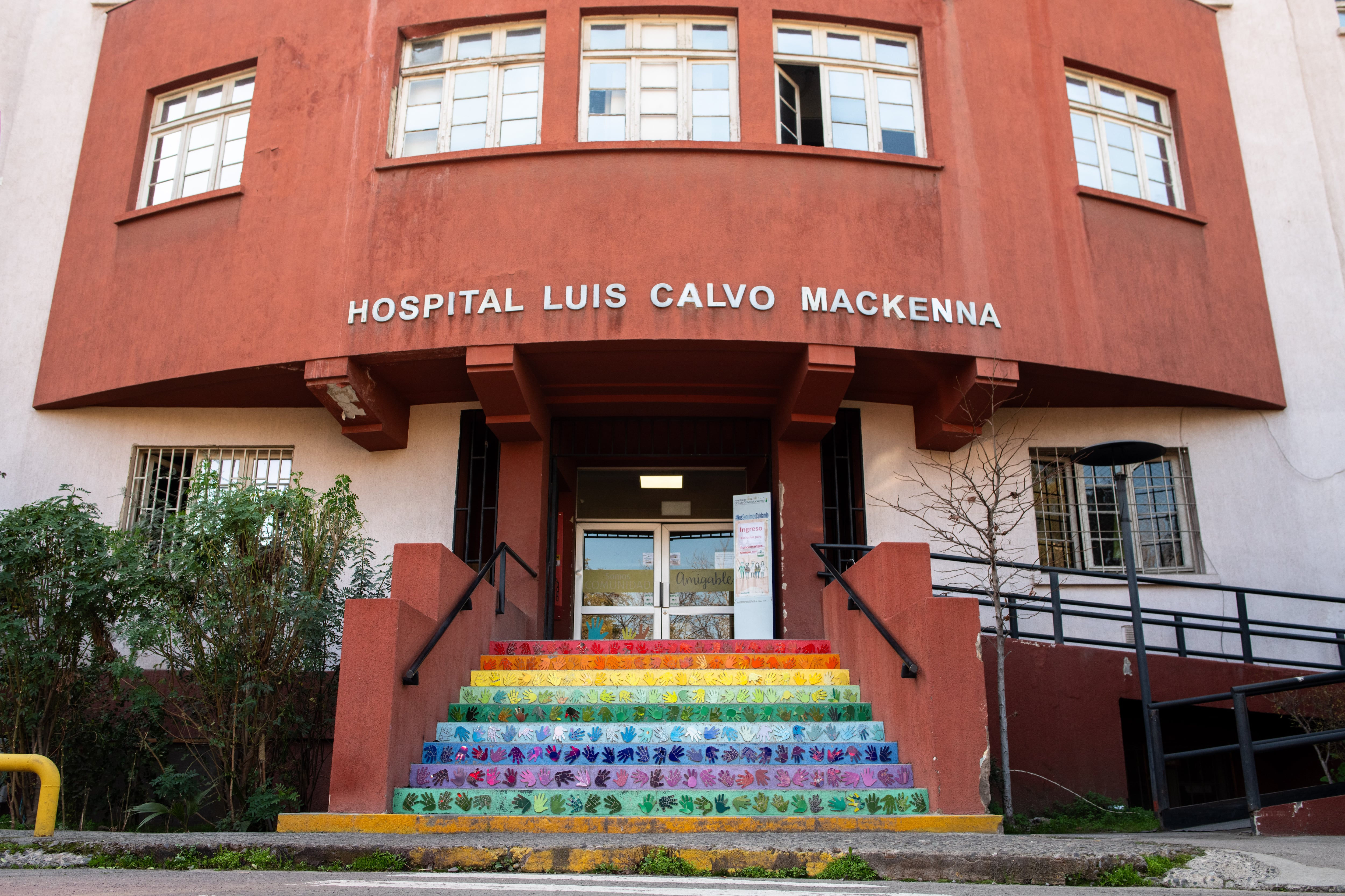 Entrada del Hospital Dr.Luis Calvo Mackenna en Santiago, Chile, el 24 de julio del 2025.