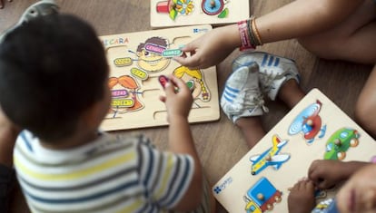Niños de 2 a 3 años en una guardería concertada de Almería.