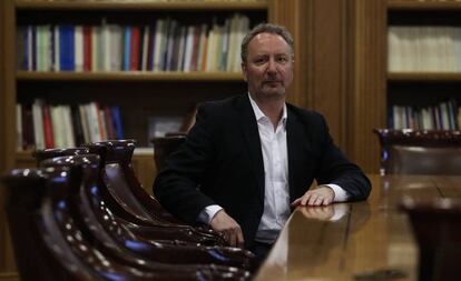 Entrevista a Mark Blyth, escritor y profesor de gobernanza económica, en la Fundación Ramón Areces.