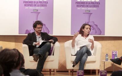 Torreblanca y Pepa Bueno en la presentaci&oacute;n del libro del primero.