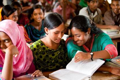 "Educar a las comunidades más vulnerables no solo las beneficia a ellas mismas, además tiene un impacto general", comenta la autora sobre esta imagen de Bangladesh.