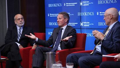 Ben Bernanke, Timothy Geithner y Hank Paulson este miércoles en Washington.