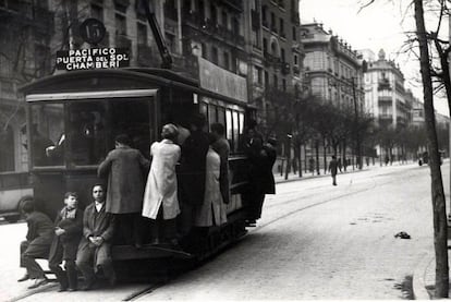 La línea 15 de tranvías de Madrid efectuaba el trayecto de Pacífico a la Puerta del Sol y luego a Cuatro Caminos y Chamberí.