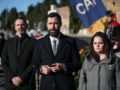 Roger Torrent, el pasado día 25 en la ofrenda floral a la tumba del presidente Francesc Macia. 