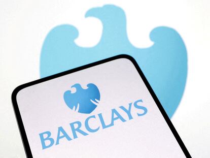 FILE PHOTO: FILE PHOTO: Barclays Bank logo is seen in this illustration taken March 12, 2023. REUTERS/Dado Ruvic/Illustration/File Photo