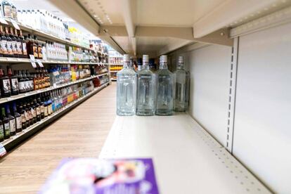 Las botellas de vodka ruso han sido removidas de las estanterías estadounidenses