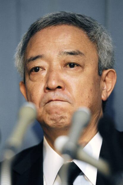 Ruy Matsumoto comparece ante los medios anunciando su dimisión