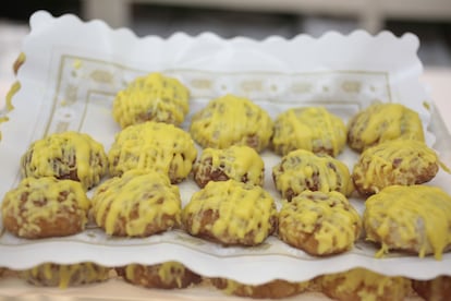 Las rosquillas listas de la Pastelería Mifer han ganado el premio a las mejores de Madrid. A.A