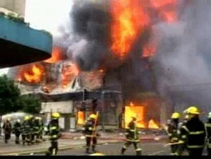 Incendio intencionado en unos grandes almacenes para facilitar el saqueo