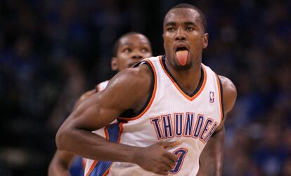 Ibaka, ayer en el partido contra los Spurs.