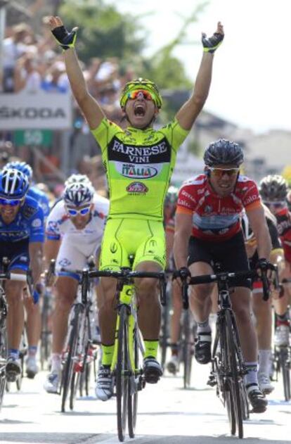 Guardini se impone a Cavendish en la meta de Vedelago.