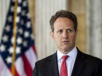 En un evento en Los Ángeles (California), Geithner aseguró que pese a que Europa tiene los instrumentos para poner fin a la crisis del euro "las políticas para hacer esto son muy duras". EFE/Archivo