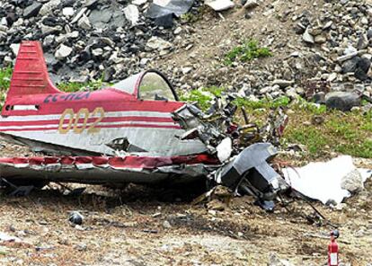 Estado en el que ha quedado la avioneta tras el accidente.