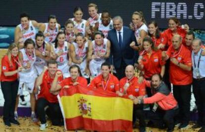 La selección española en el podio del Mundial