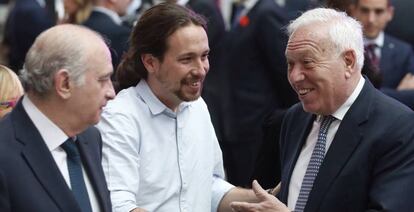 Fern&aacute;ndez D&iacute;az, Iglesias y Garc&iacute;a-Margallo, en la entrega de premios de los Ortega y Gasset.