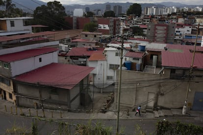 La vista de un barrio en Caracas, Venezuela.