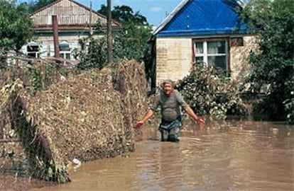 Imagen de los efectos de las inundaciones cerca de la ciudad de Nevinomyssk, en Rusia.