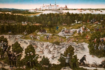 'Cacería en el castillo de Torgau en honor a Fernando I' (1545), de Lucas Cranach el Viejo. “Es un cuadro muy ilustrativo de lo que es la Relatividad General”, dice José David de la Fuente. El autor ve en el lago en el que se mueven los ciervos, curvando la superficie y generando ondas, una representación del espacio tiempo curvo de Einstien. Según su teoría, la más exitosa y aceptada hoy en día para la explicación del Unvierso, la masa deforma el espaciotiempo y los sucesos violentos generan ondas gravitacionales, como recientemente ha confirmado el experimento LIGO, merecedor del premio Nobel de Física en 2017.