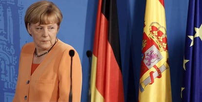 La canciller alemana Angela Merkel durante una rueda de prensa en Santiago de Compostela (Espa&ntilde;a).