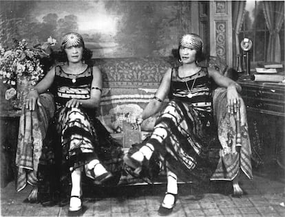 Estampas del Harlem de los años veinte y treinta, tomadas por el fotógrafo más célebre del renacimiento, James Van der Zee.