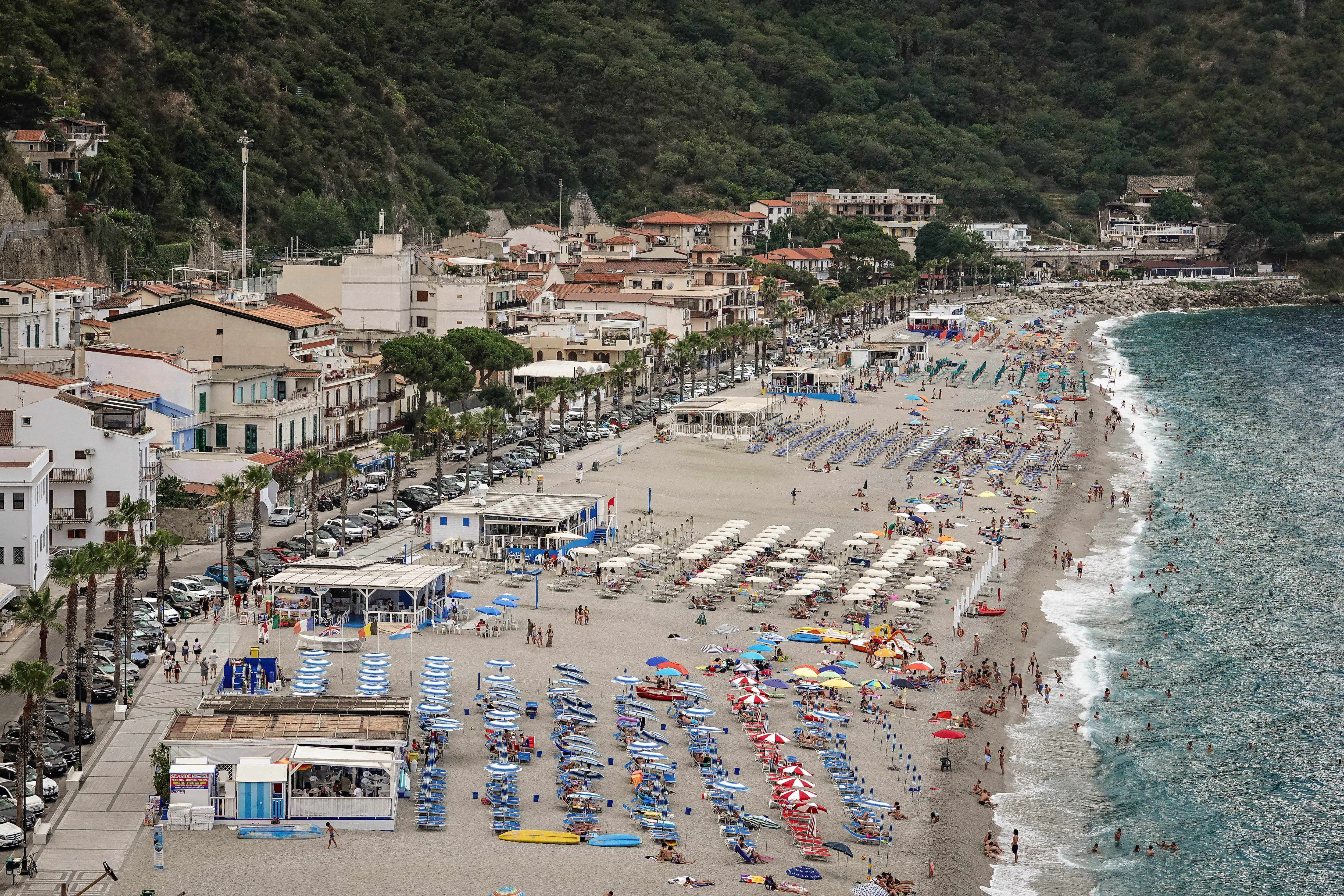 Italia quiere poner orden en el caos de sus 12.000 playas privadas: más transparencia y nuevas tasas