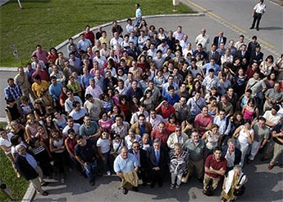 Valentn Fuster, con sus alumnos del curso de la Universidad Menndez Pelayo en Santander.

/ PABLO HOJAS