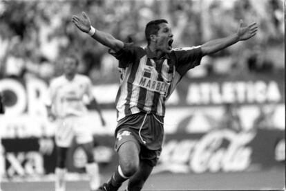 Simeone, que ganó la última Liga como técnico del Atlético, fue también protagonista del histórico doblete de 1996 al marcar el gol ante el Albacete en la última jornada.