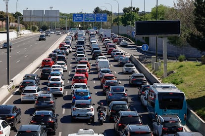 Estado del tráfico en la M-30, durante el apagón en Madrid.