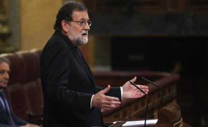  El presidente del Gobierno, Mariano Rajoy, durante su comparecencia en el pleno extraordinario del Congreso de los Diputados.