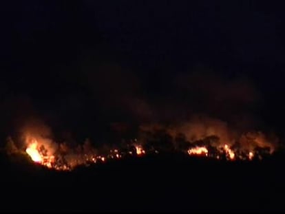 El incendio de Horta de Sant Joan sigue activo