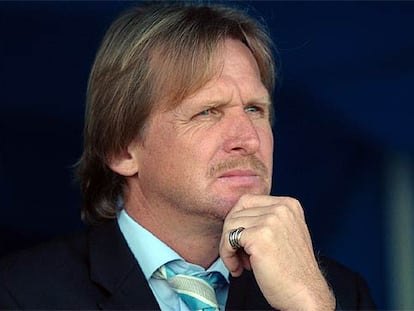 Bernd Schuster, durante un partido.
