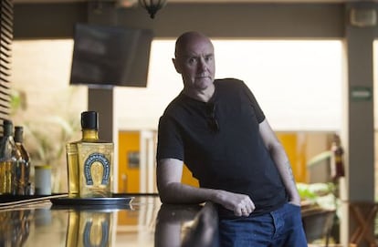 Irvine Welsh, en una cantina de Gualajara, el pasado mi&eacute;rcoles.