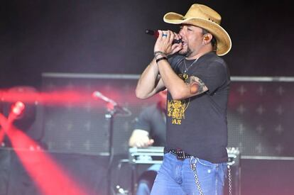 Jason Aldean durante el concierto que ofreció el pasado 1 de cotubre en el Harvest country music festival (Las Vegas, EE UU) momentos antes de que empezara el tiroteo.