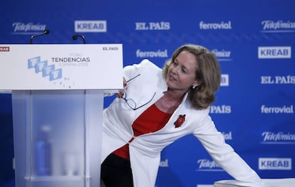 La ministra de Economía, Nadia Calviño.