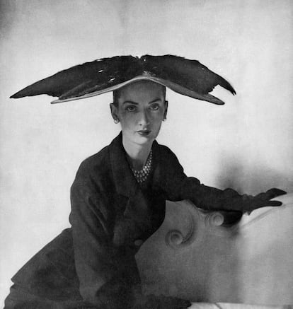 Fotografía de 'Vogue' de un diseño Cristóbal Balenciaga de 1948.