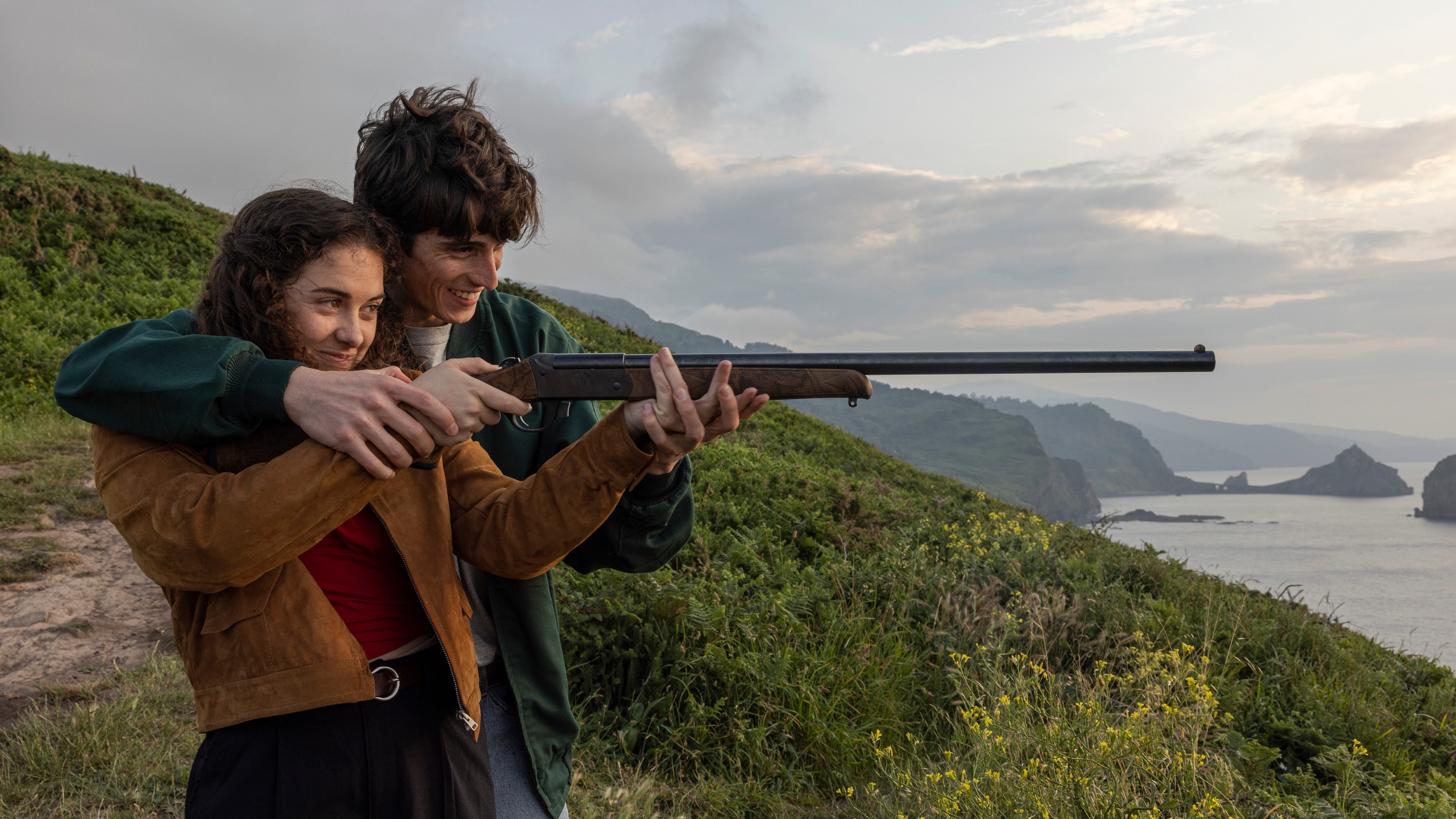 Aina Picarolo, Nina de joven, en el filme.