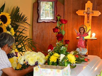 Funeral de la estudiante G&eacute;nesis Urrutia, asesinada en Veracruz.